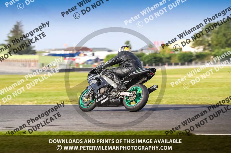 enduro digital images;event digital images;eventdigitalimages;no limits trackdays;peter wileman photography;racing digital images;snetterton;snetterton no limits trackday;snetterton photographs;snetterton trackday photographs;trackday digital images;trackday photos